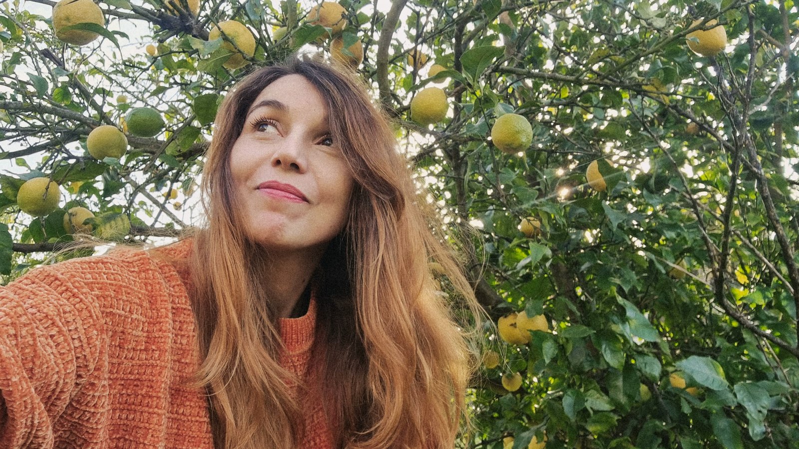 Raquel Abal, diseñadora de branding y web freelance